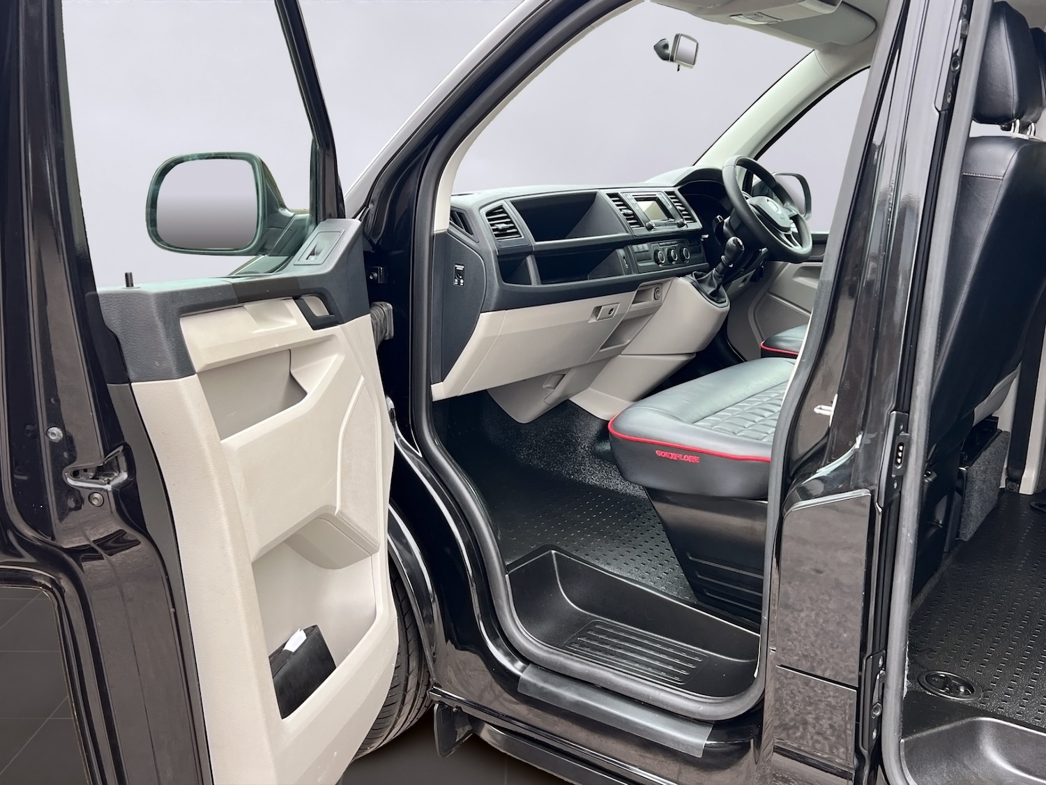 Used Volkswagen Transporter 2016 for sale - 78108826: Photo 15