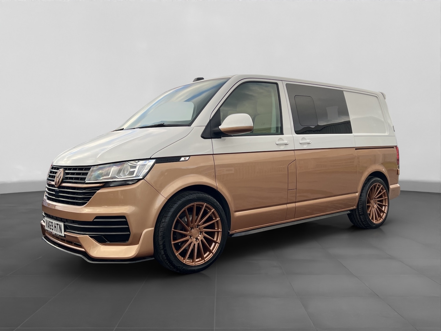 Used Volkswagen Transporter 2020 for sale - 78149221: Photo 2