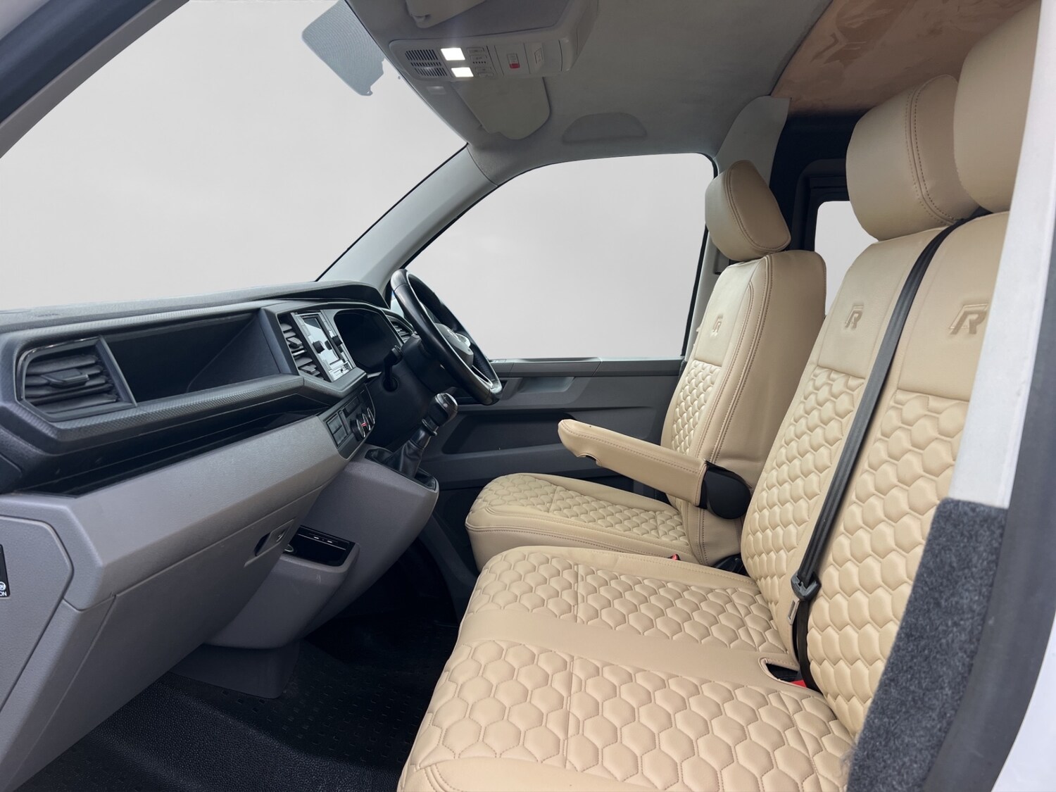 Used Volkswagen Transporter 2020 for sale - 78149221: Photo 20