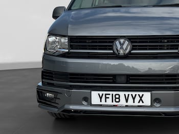 Used Volkswagen Transporter 2018 for sale - 76221667: Photo