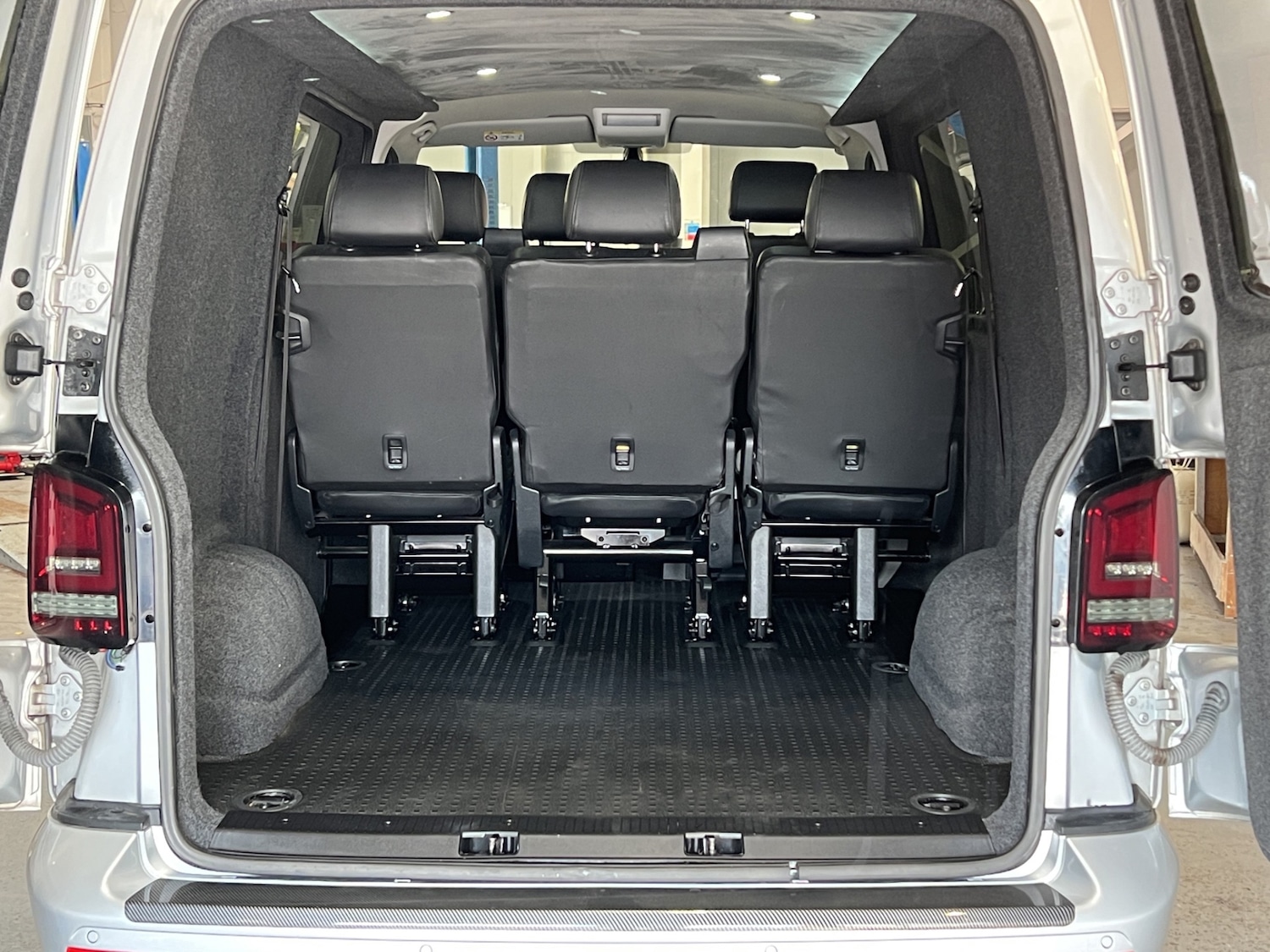 Used Volkswagen Transporter 2017 for sale - 78149053: Photo 10