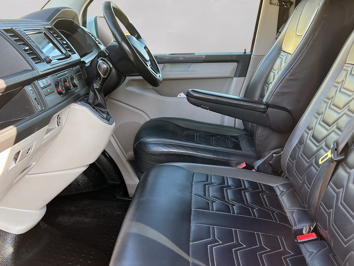 Used Volkswagen Transporter 2017 for sale - 78149053: Photo 22