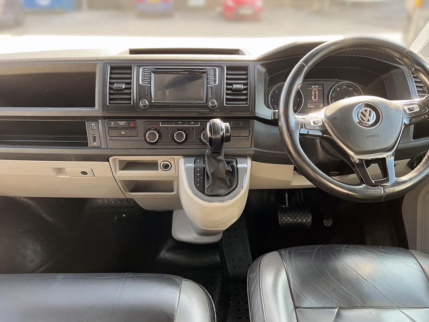 Used Volkswagen Transporter 2017 for sale - 78149053: Photo 23