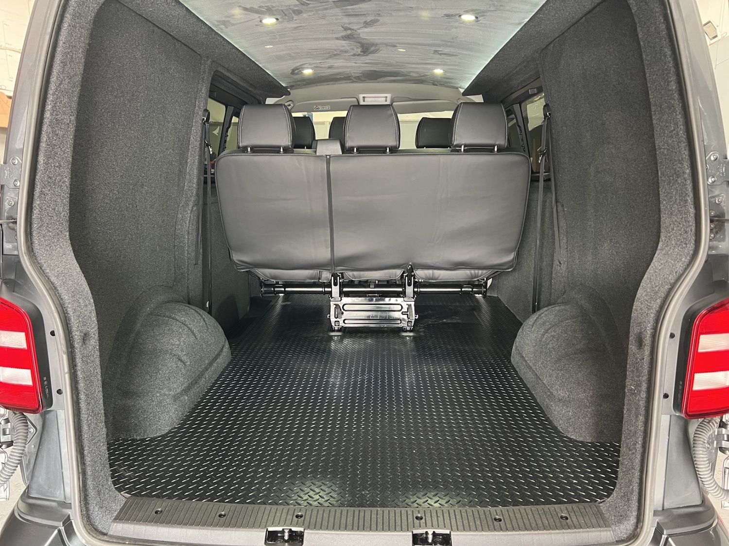 Used Volkswagen Transporter 2018 for sale - 78108976: Photo 10