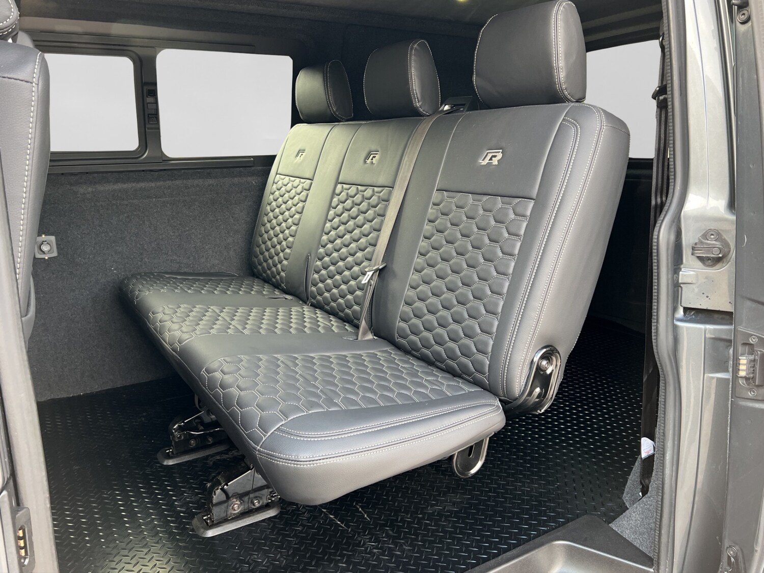 Used Volkswagen Transporter 2018 for sale - 78108976: Photo 18