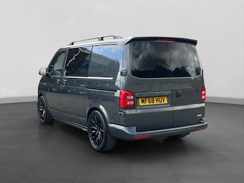 Used Volkswagen Transporter 2018 for sale - 78108976: Photo