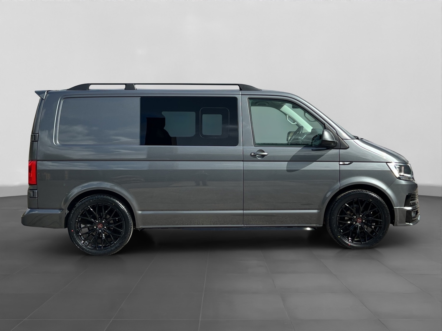 Used Volkswagen Transporter 2018 for sale - 78108976: Photo 6