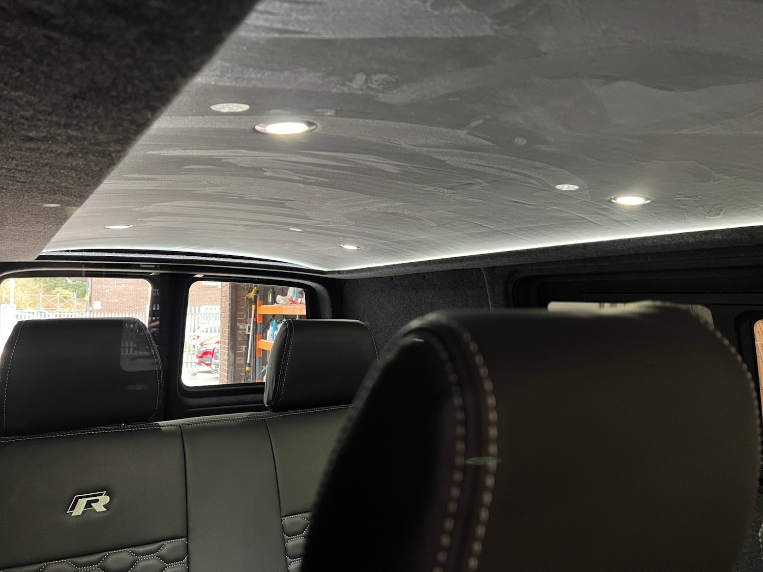 Used Volkswagen Transporter 2018 for sale - 78108976: Photo 9