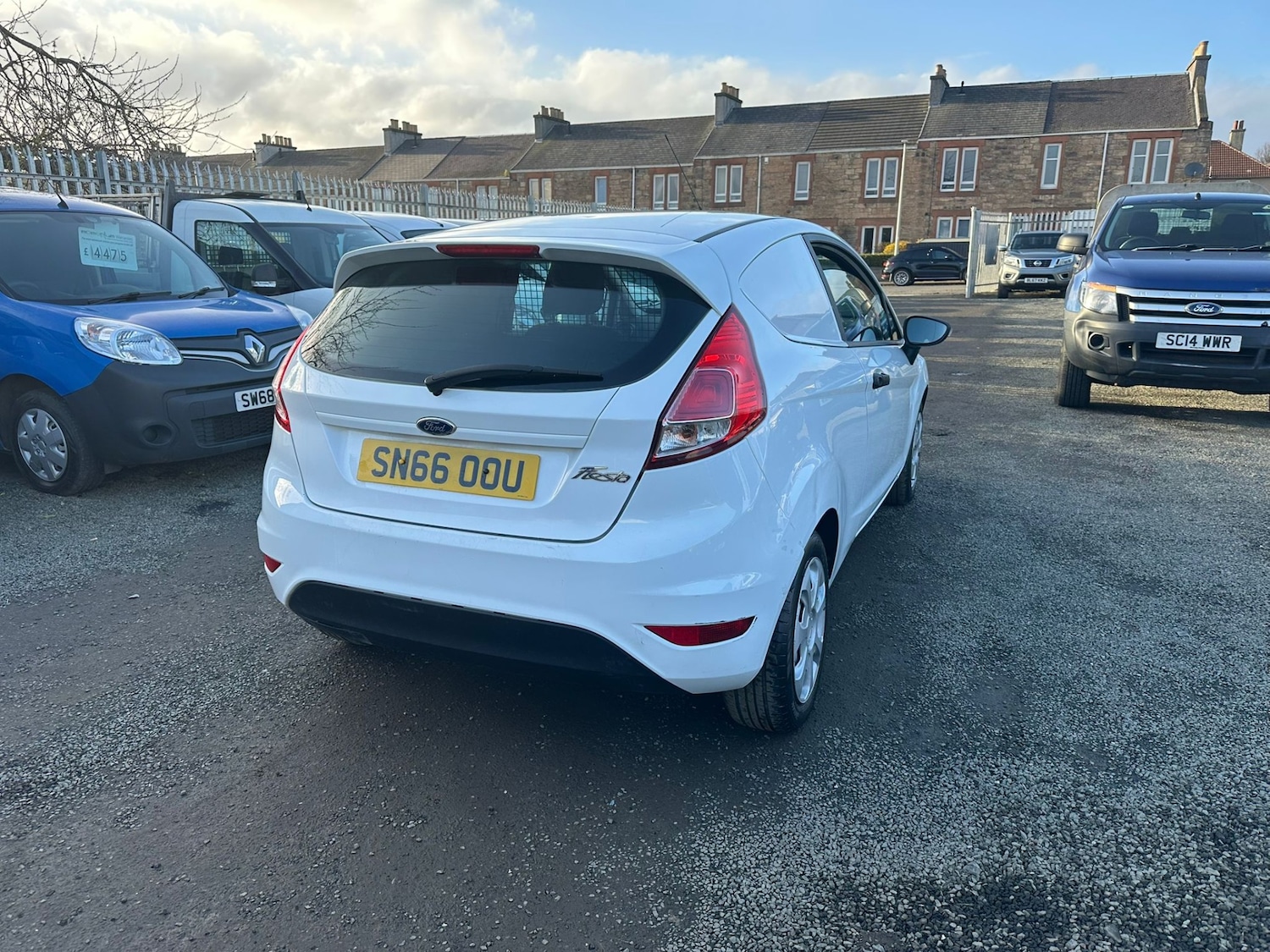 Used Ford Fiesta 2016 for sale - 78216236: Photo 9