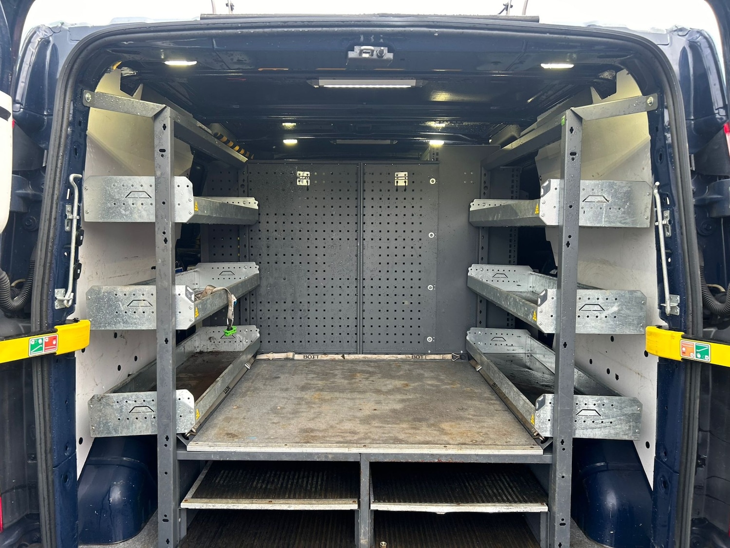 Used Ford Transit Custom 2017 for sale - 76411471: Photo 9