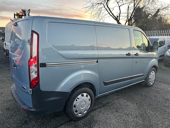 Used Ford Transit Custom 2017 for sale - 76875355: Photo
