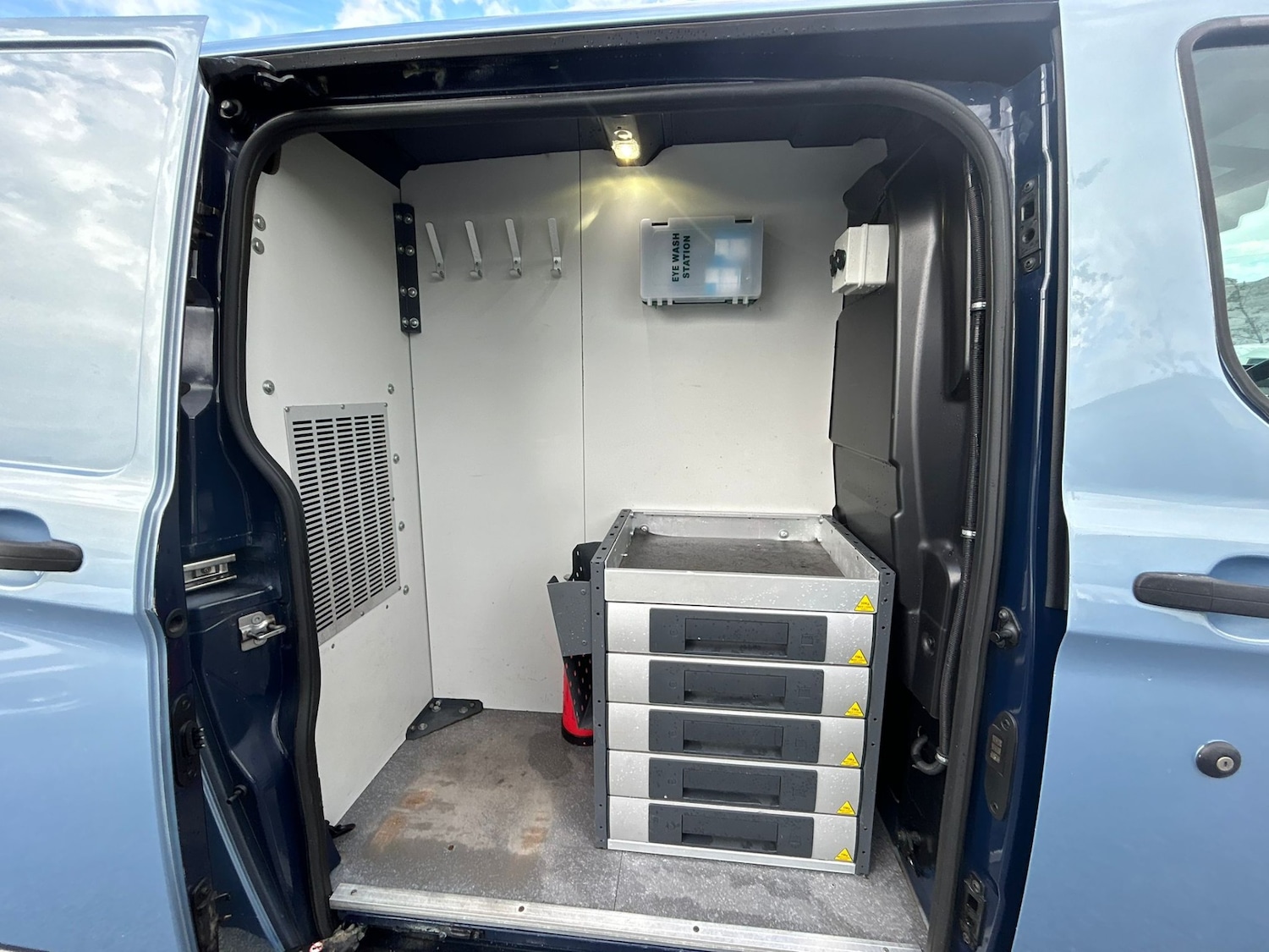 Used Ford Transit Custom 2018 for sale - 76420736: Photo 12