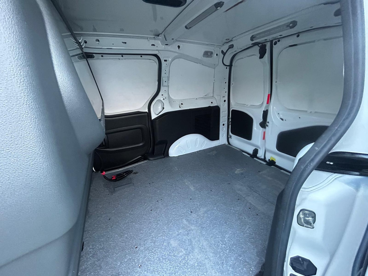 Used Peugeot Partner 2018 for sale - 76373335: Photo 3