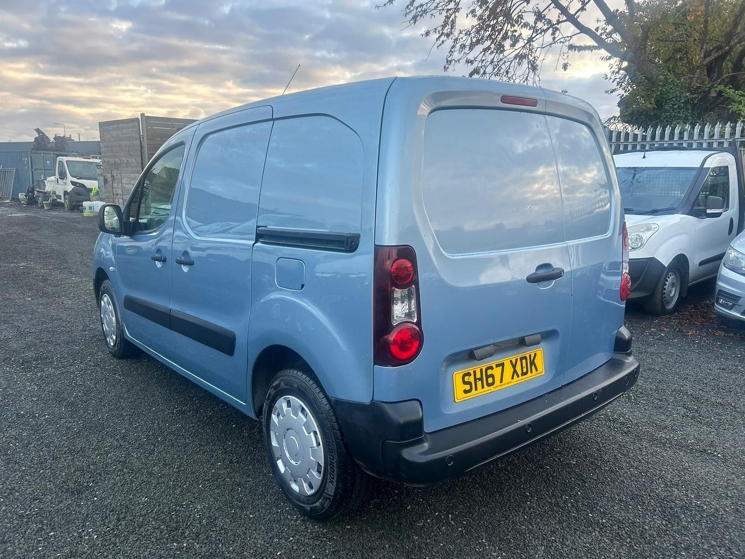 Used Peugeot Partner 2018 for sale - 76373335: Photo 9