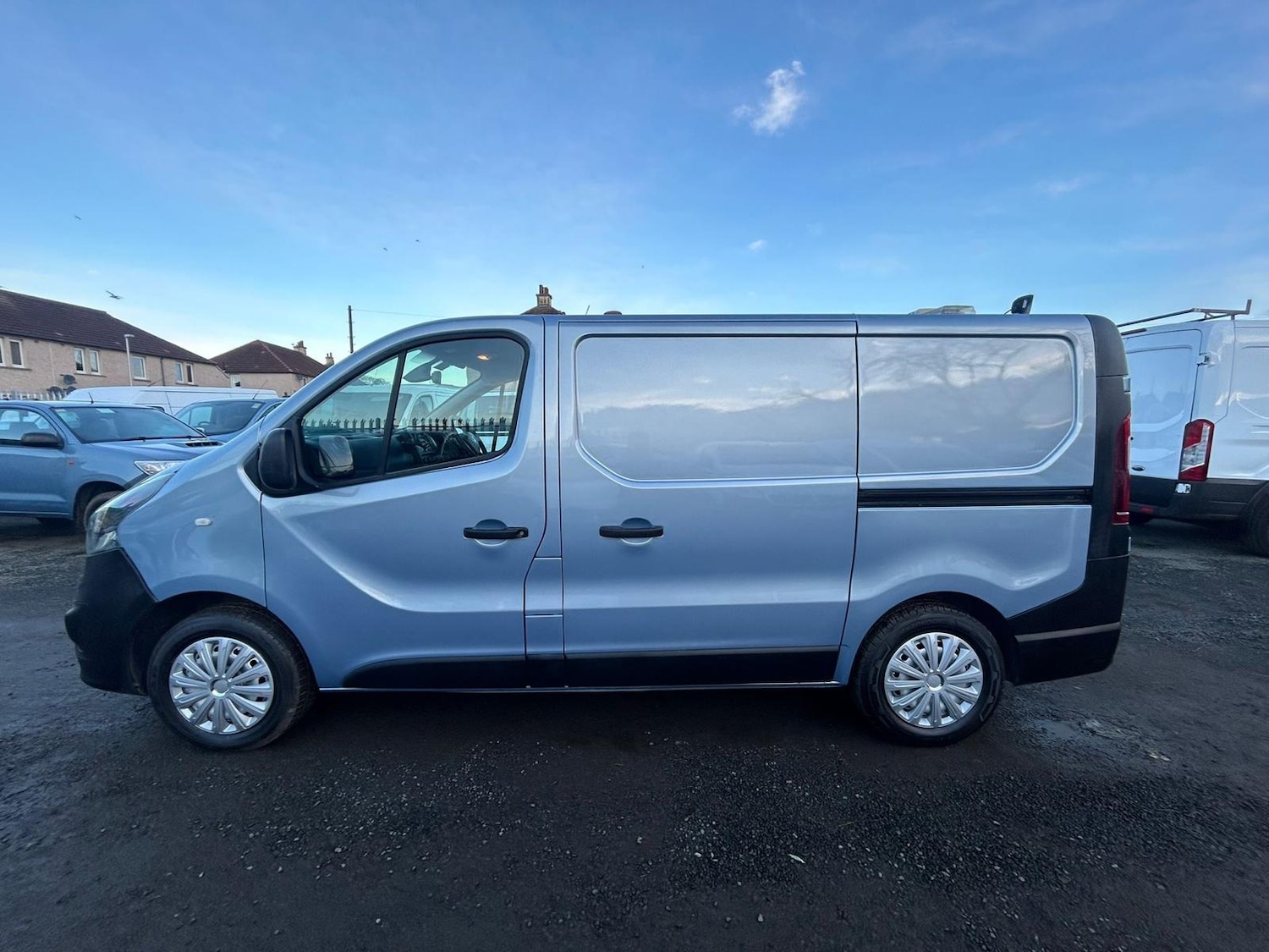 Used Vauxhall Vivaro 2016 for sale - 77244717: Photo 4