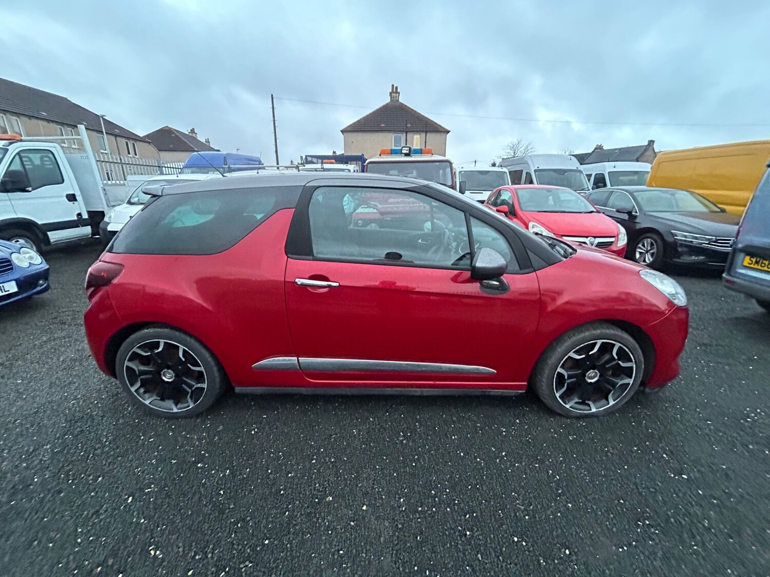 Used Citroen DS3 2015 for sale - 77911539: Photo 9