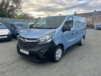 Used Vauxhall Vivaro 2018 for sale - 76217575: Photo 2