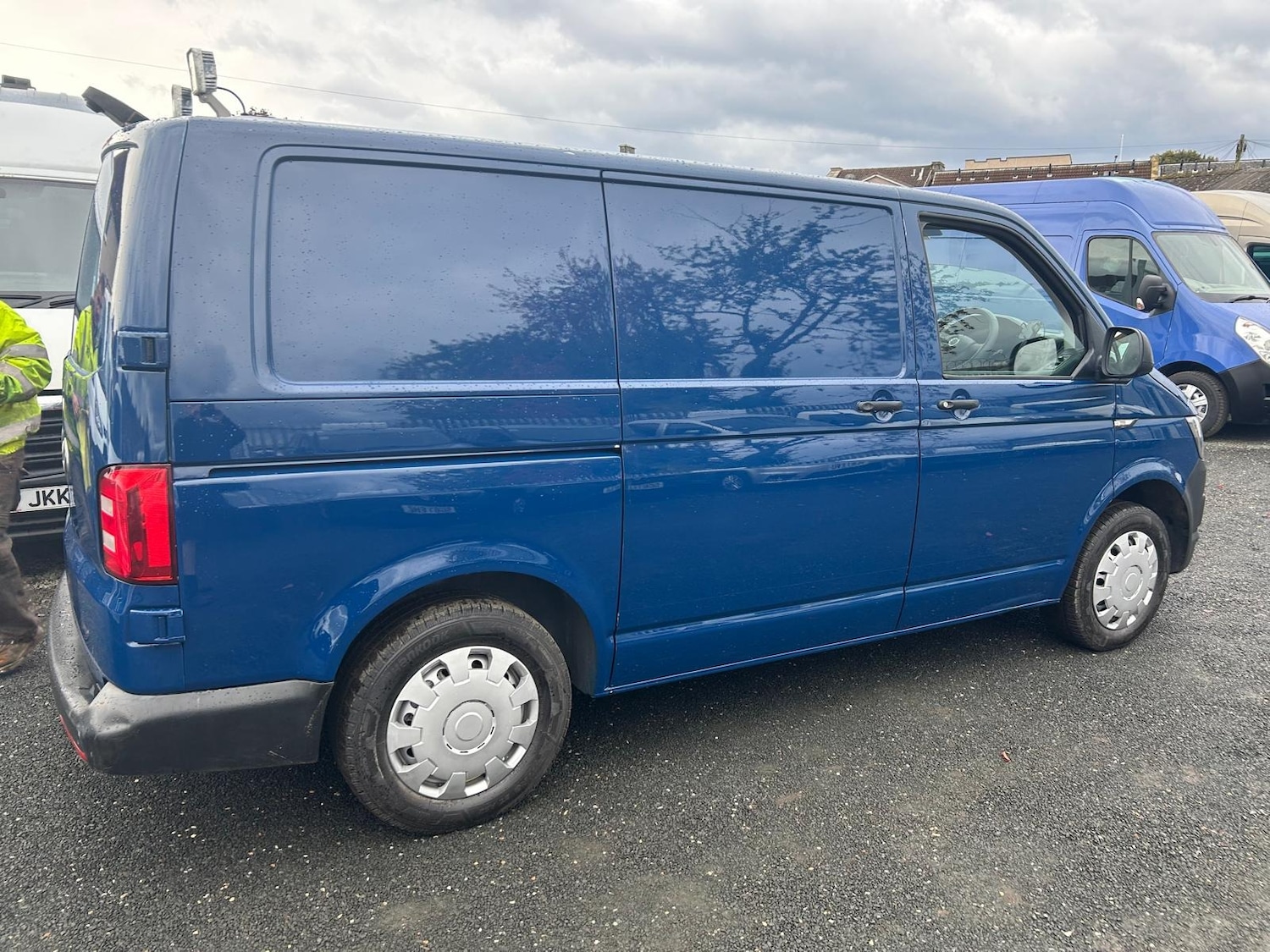 Used Volkswagen Transporter 2018 for sale - 77799877: Photo 4