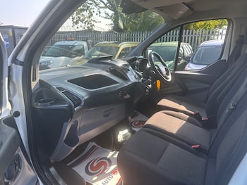 Used Ford Transit Custom 2015 for sale - 79219985: Photo