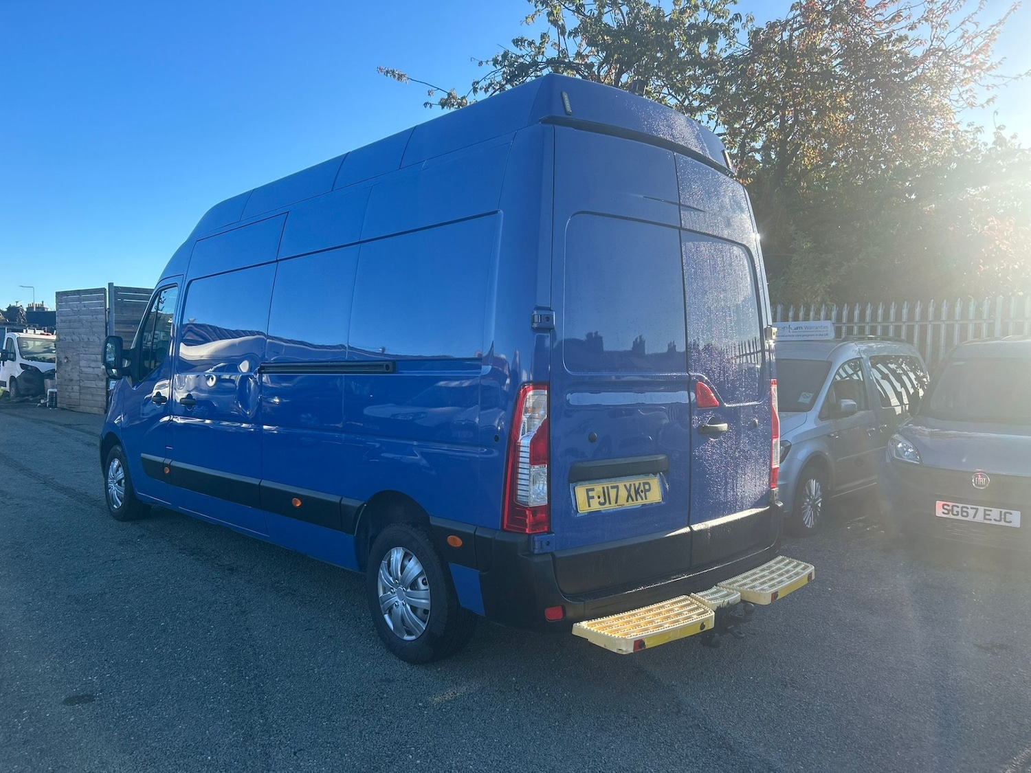 Used Vauxhall Movano 2017 for sale - 76357106: Photo 2
