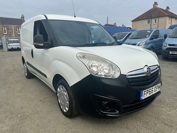 Used Vauxhall Combo 2017 for sale - 79547392: Photo