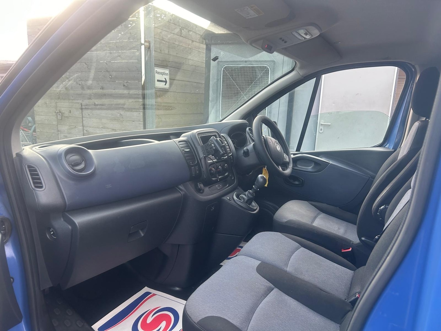 Used Vauxhall Vivaro 2016 for sale - 76978960: Photo 5