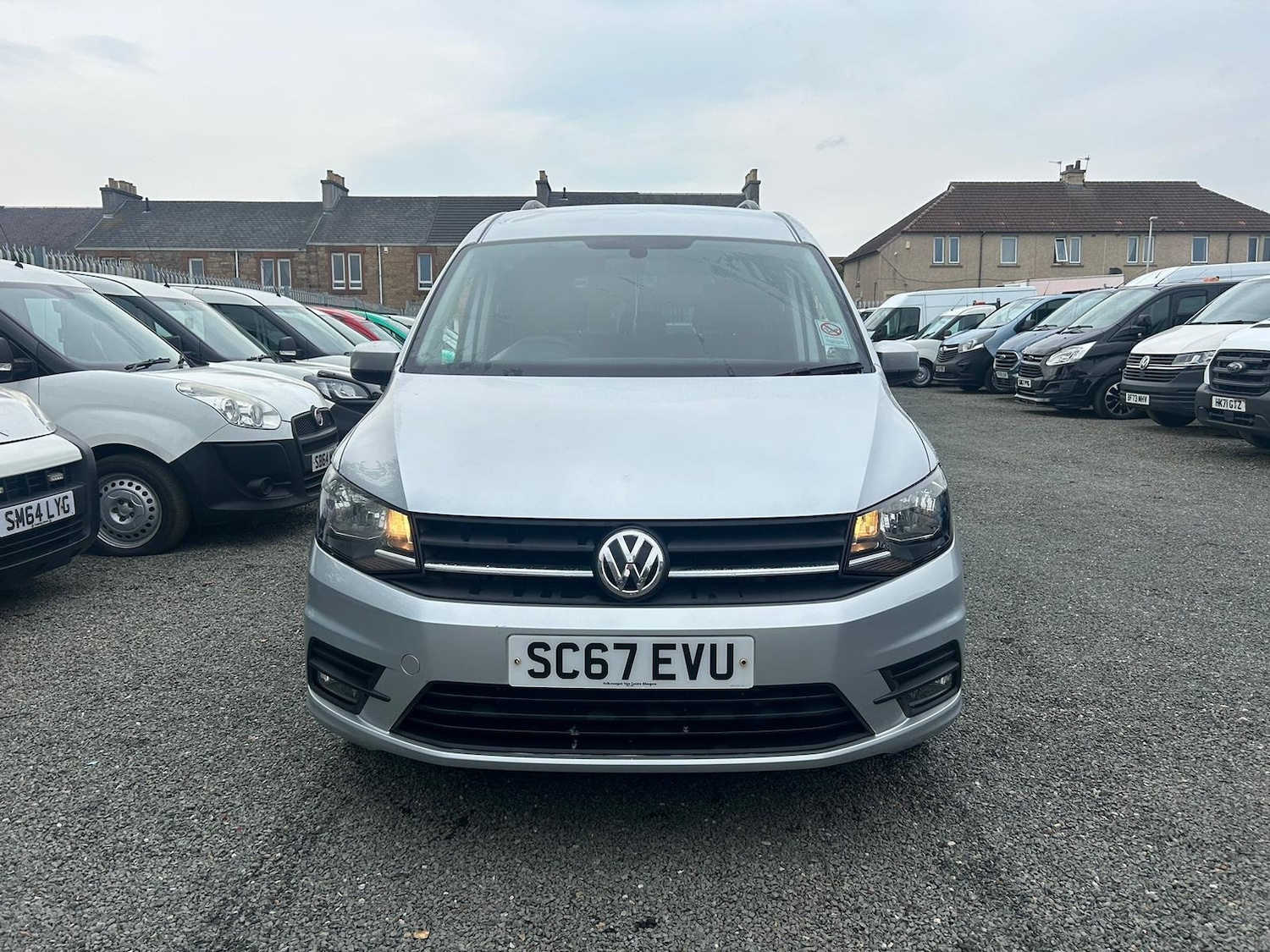 Used Volkswagen Caddy Maxi Life 2018 for sale - 76598391: Photo 1