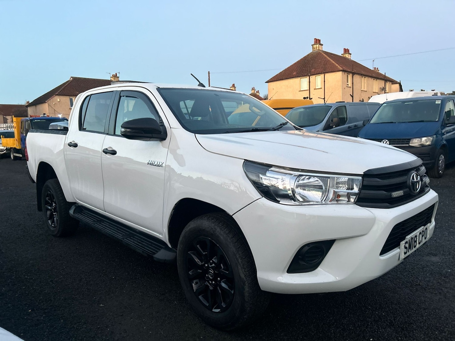 Used Toyota Hilux 2018 for sale - 77749422: Photo 2