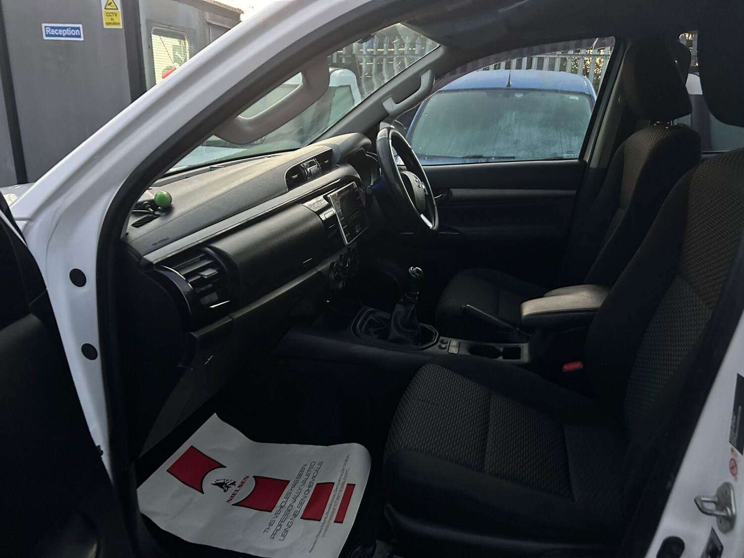 Used Toyota Hilux 2018 for sale - 77749422: Photo 6