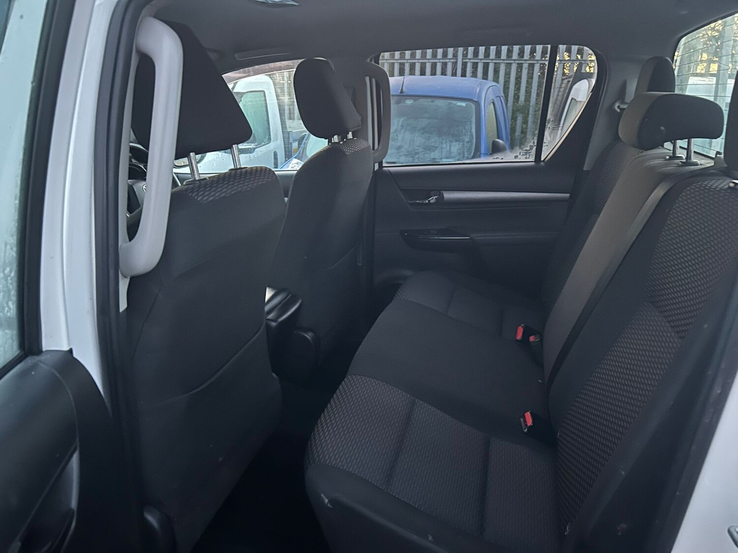 Used Toyota Hilux 2018 for sale - 77749422: Photo 9