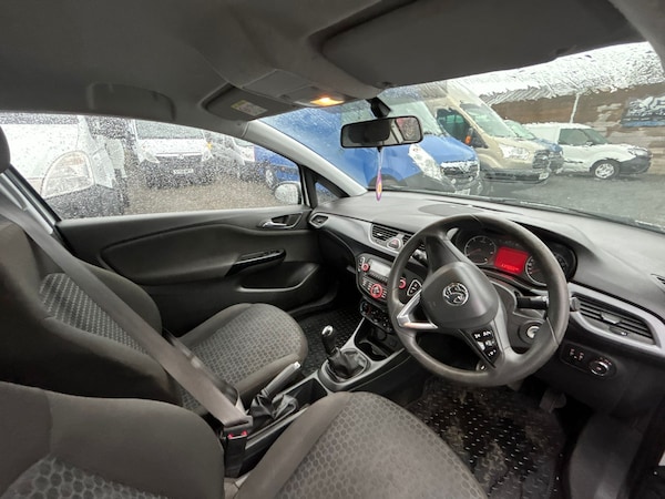 Used Vauxhall Corsa 2016 for sale - 76217640: Photo 4
