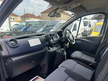 Used Vauxhall Vivaro 2016 for sale - 75673045: Photo