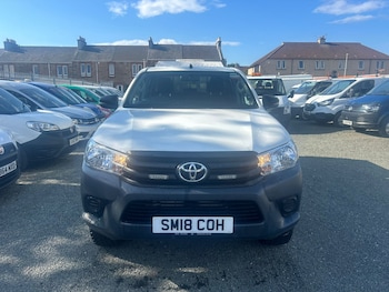 Used Toyota Hilux 2018 for sale - 75603122: Photo