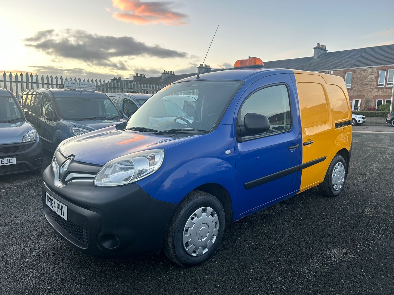 Used Renault Kangoo 2014 for sale - 76475581: Photo 2