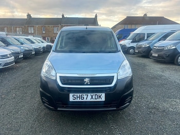 Used Peugeot Partner 2018 for sale - 76890095: Photo