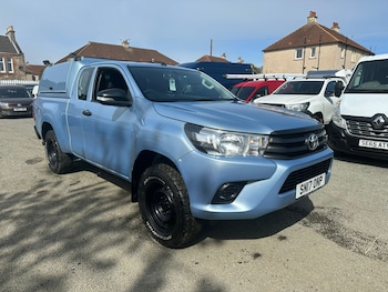 Used Toyota Hilux 2017 for sale - 78400265: Photo