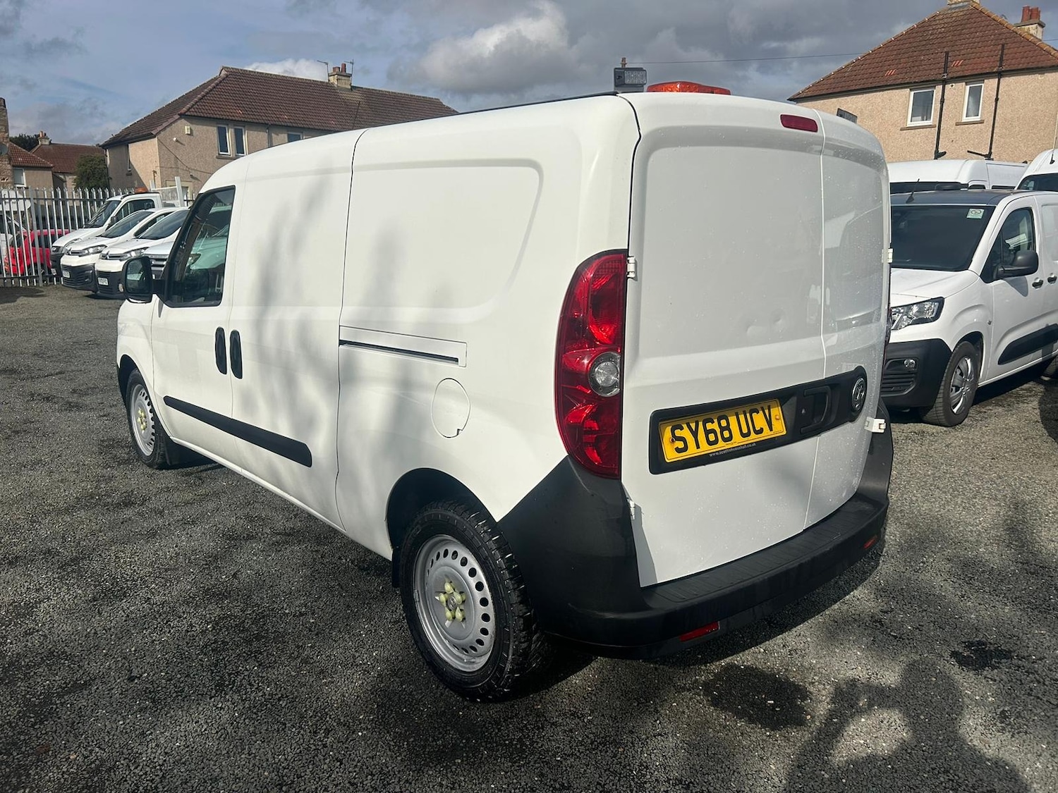 Used Vauxhall Combo 2018 for sale - 76540406: Photo 5