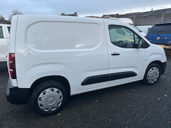 Used Vauxhall Combo 2021 for sale - 76902515: Photo