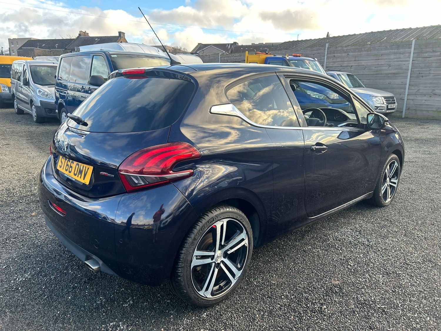 Used Peugeot 208 2016 for sale - 77232429: Photo 5