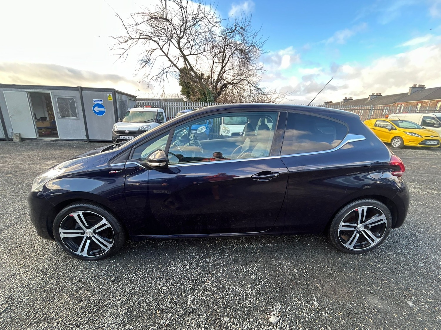 Used Peugeot 208 2016 for sale - 77232429: Photo 6