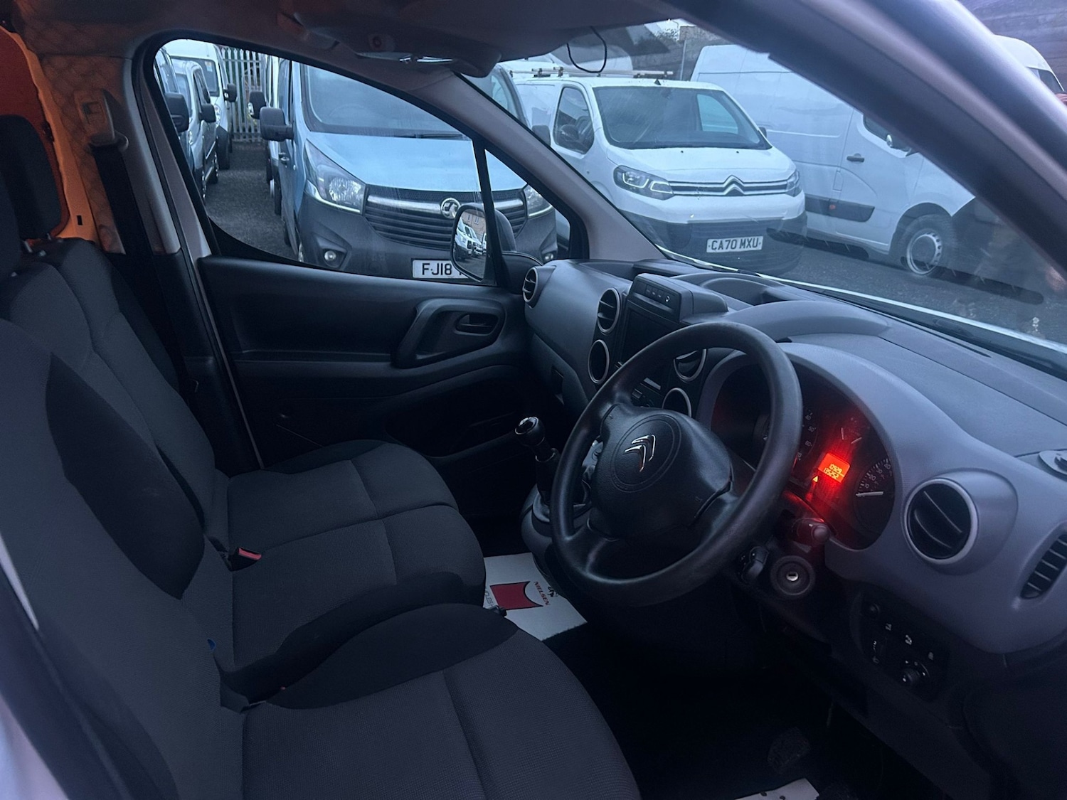 Used Citroen Berlingo 2018 for sale - 77945210: Photo 4