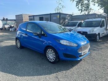Used Ford Fiesta 2015 for sale - 75591285: Photo