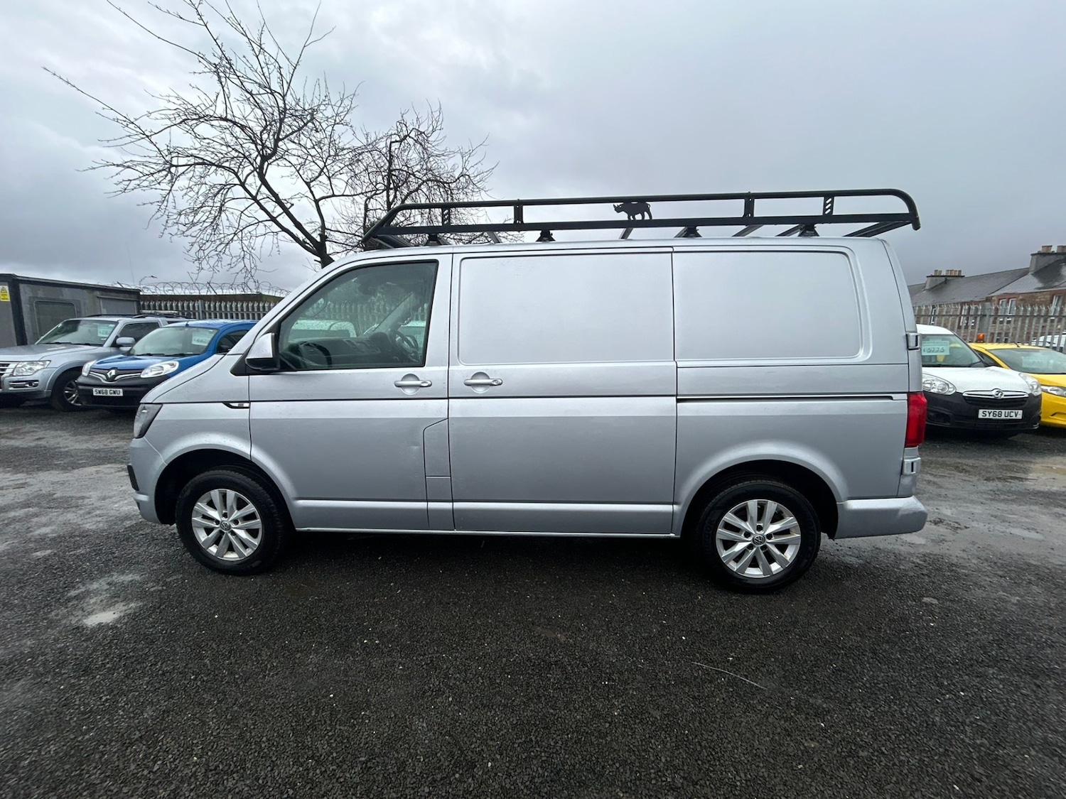 Used Volkswagen Transporter 2018 for sale - 77474537: Photo 11