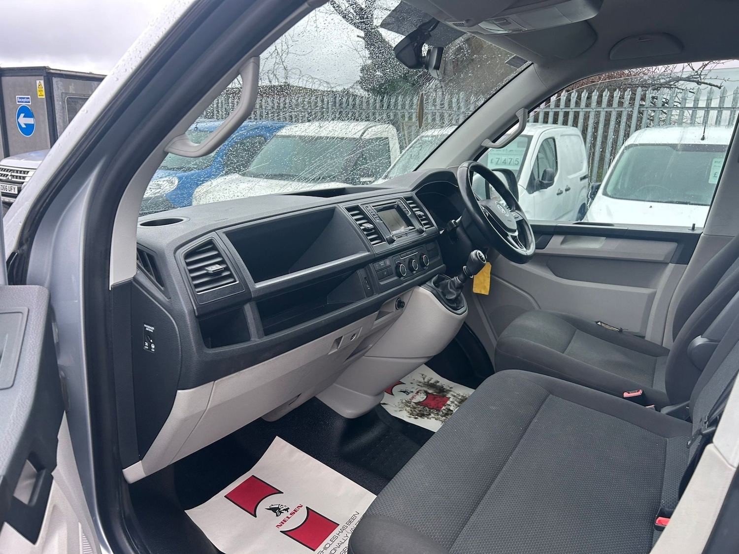 Used Volkswagen Transporter 2018 for sale - 77474537: Photo 8