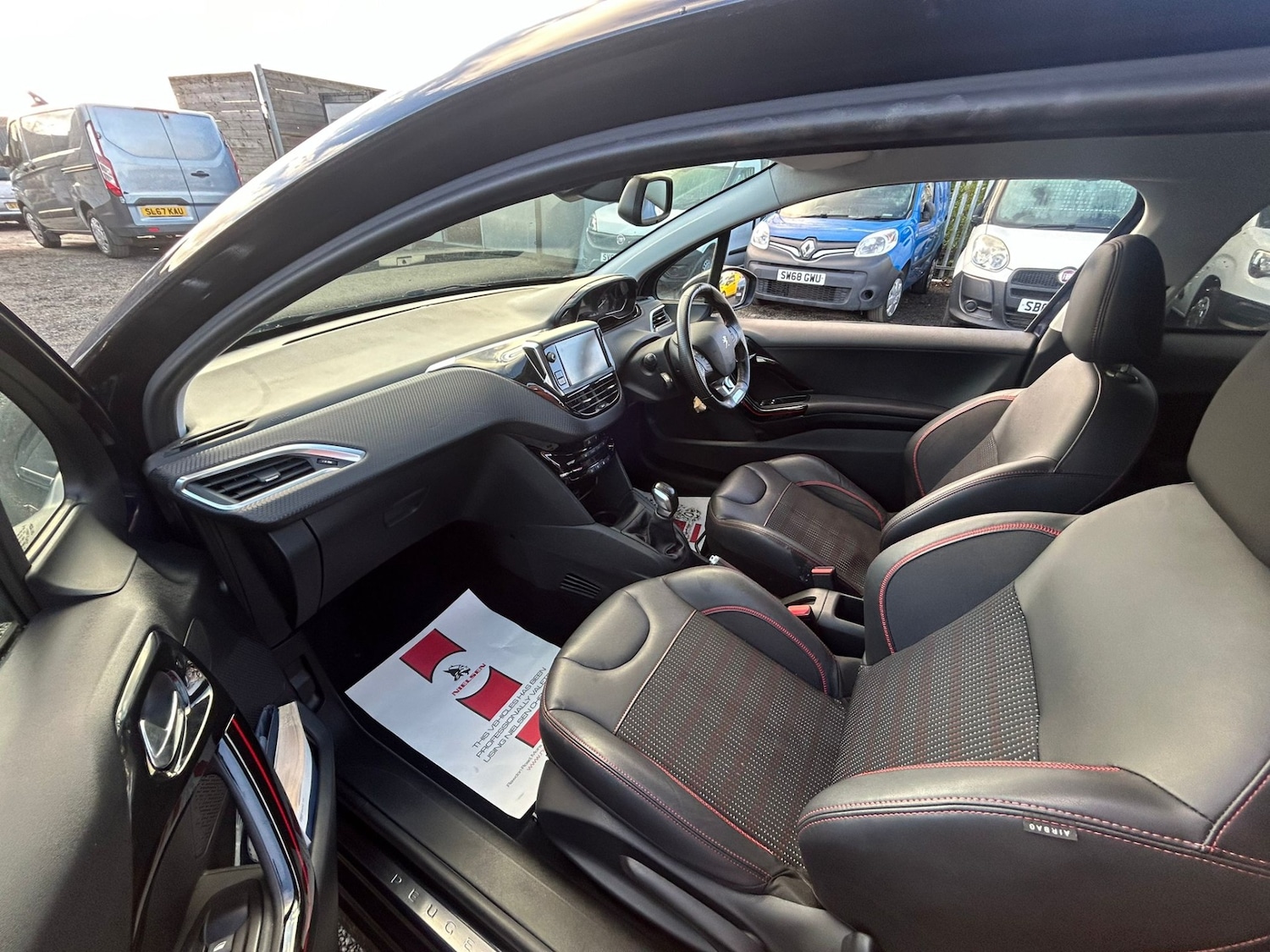 Used Peugeot 208 2016 for sale - 77171349: Photo 8