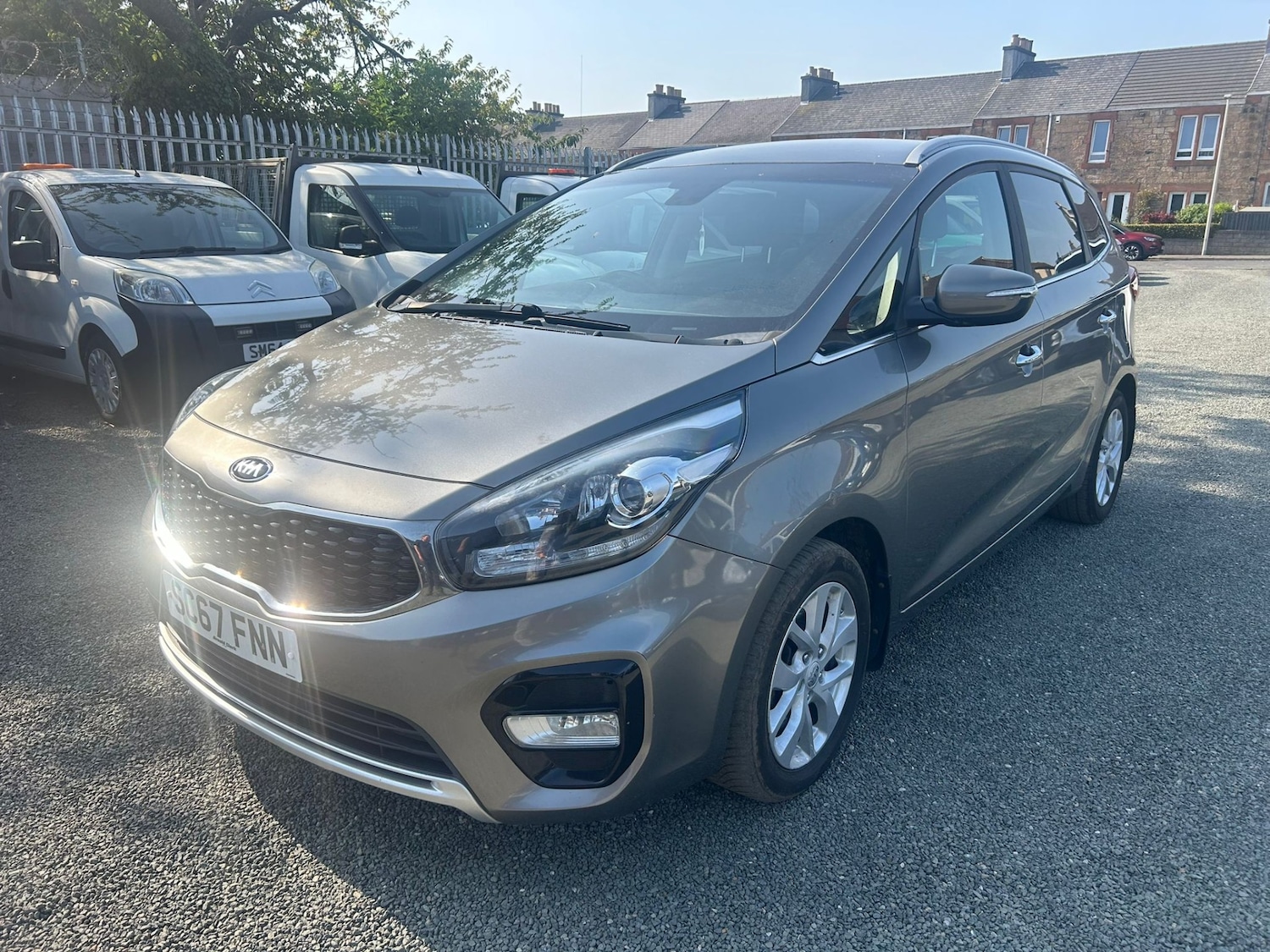 Used Kia Carens 2018 for sale - 76517543: Photo 11