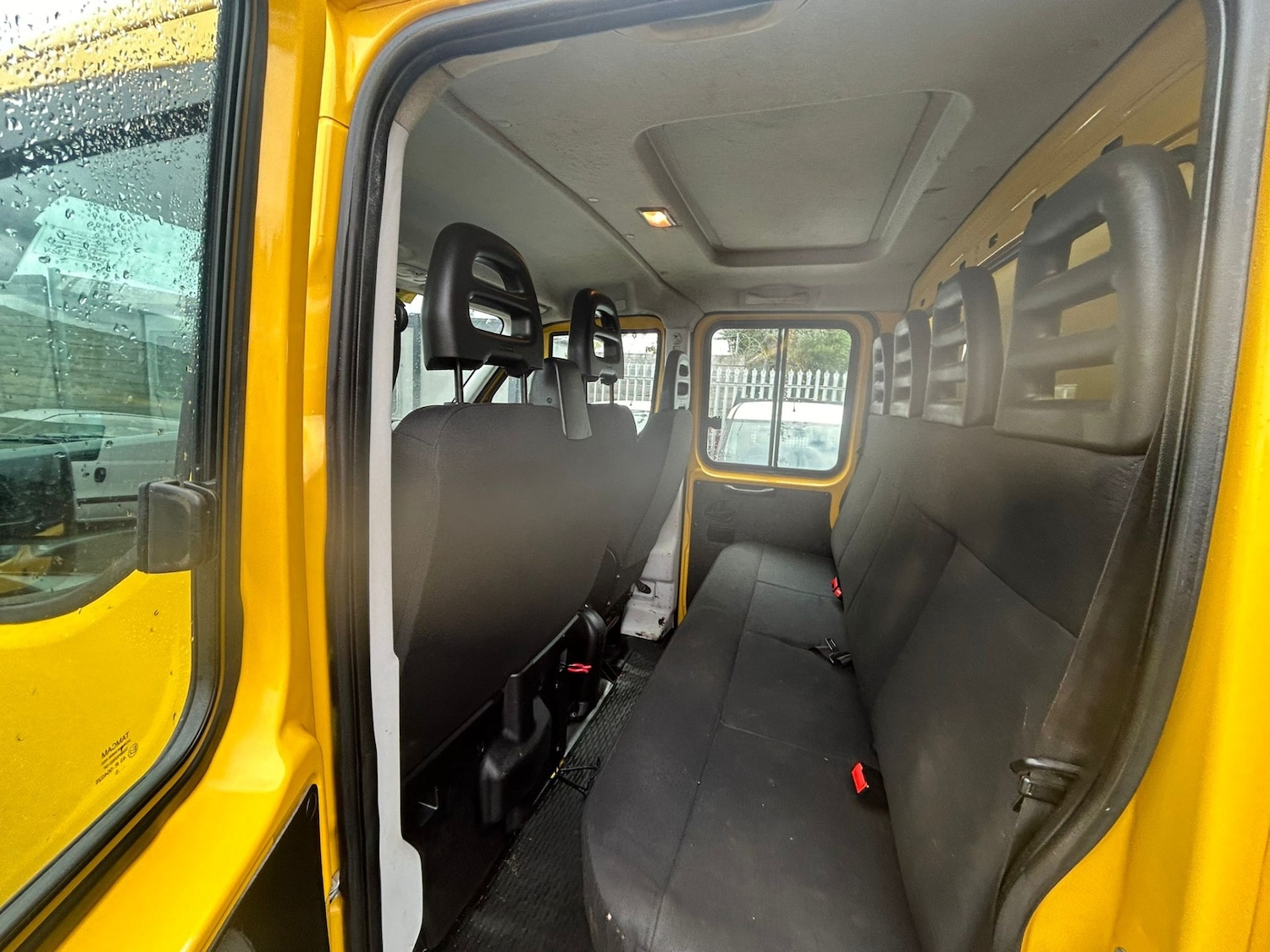 Used Iveco Daily 2016 for sale - 77018974: Photo 2