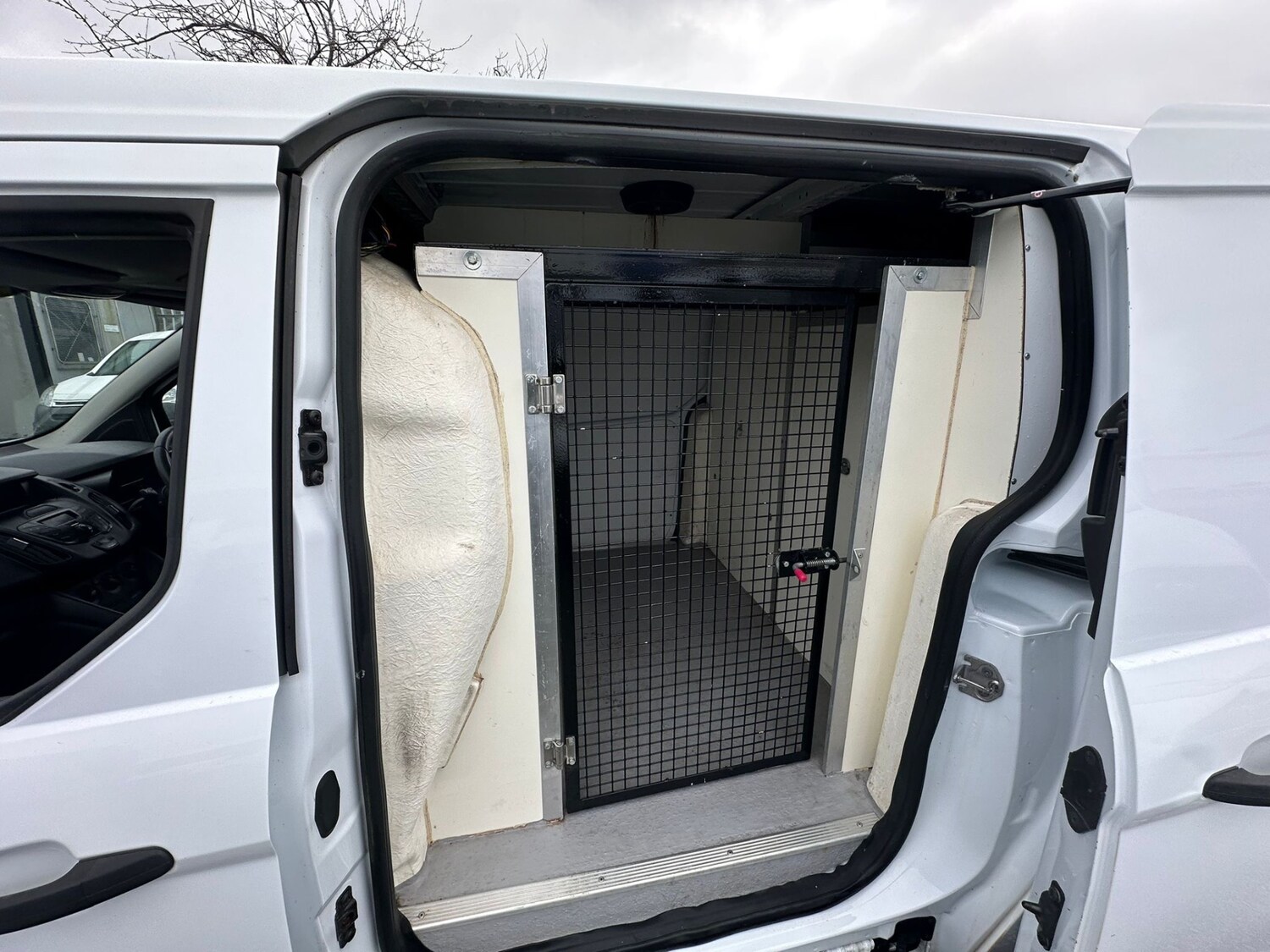 Used Ford Transit Connect 2014 for sale - 77762676: Photo 6