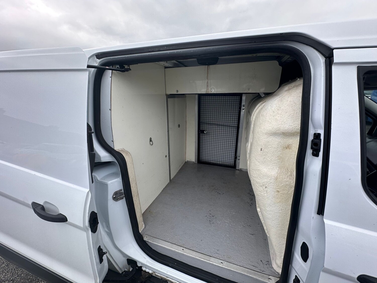 Used Ford Transit Connect 2014 for sale - 77762676: Photo 9