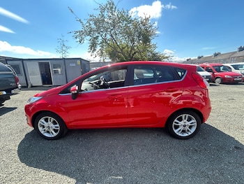 Used Ford Fiesta 2015 for sale - 77014974: Photo